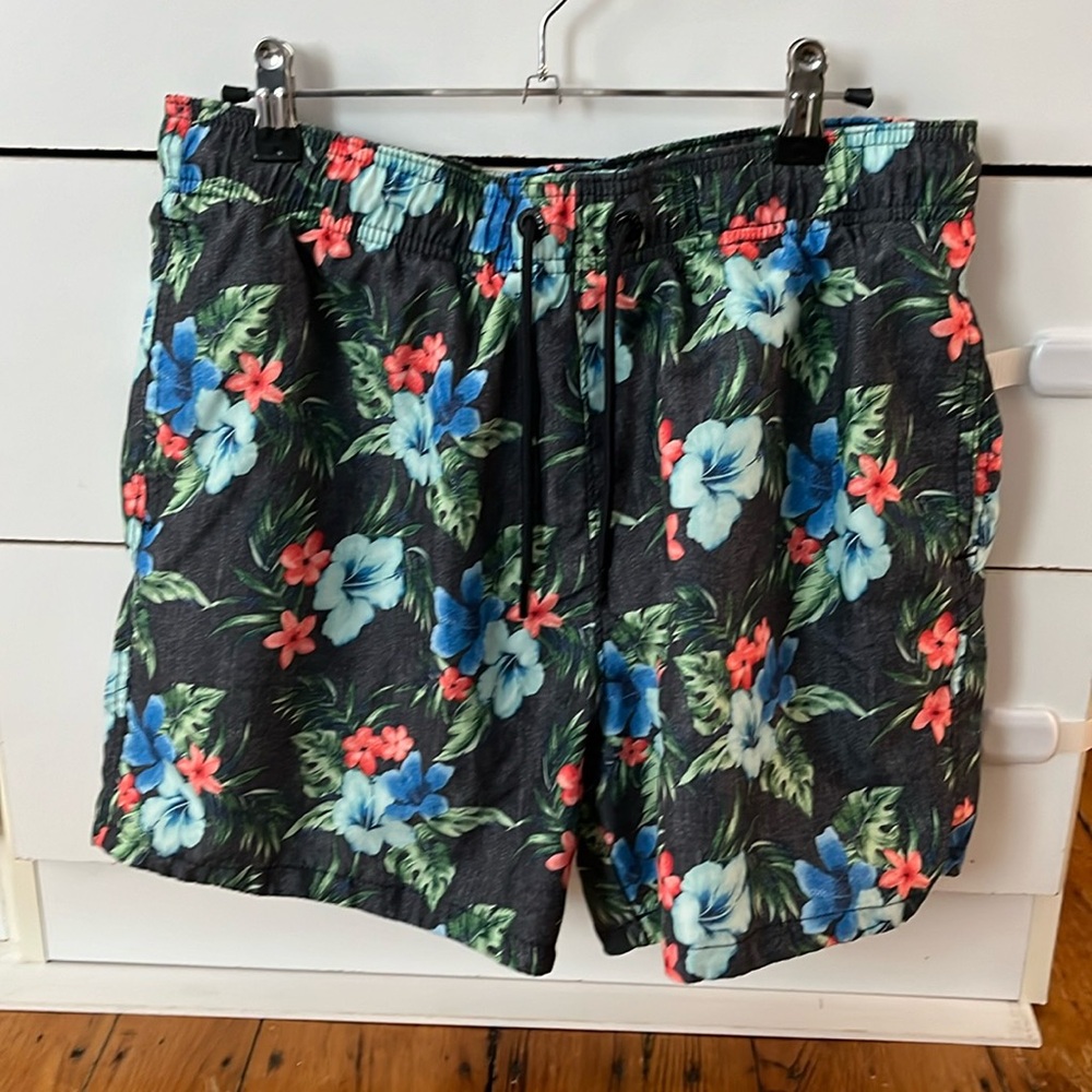 Men’s holster swim trunks